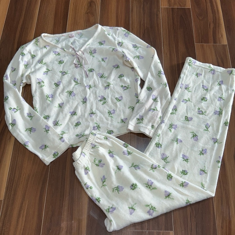 XS Victoria’s Secret vintage Y2K pajama set